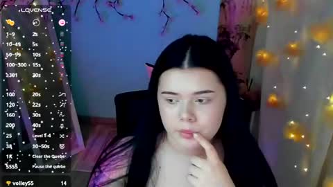 Naomi online show from August 8, 10:04 am