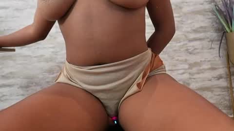 Naomi online show from August 7, 12:38 pm