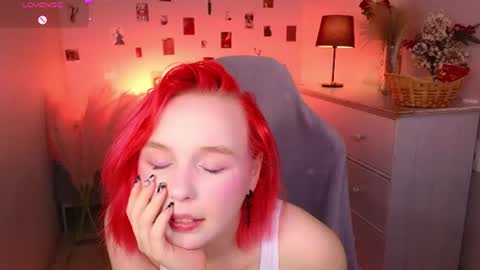 Naomi online show from August 11, 8:55 pm