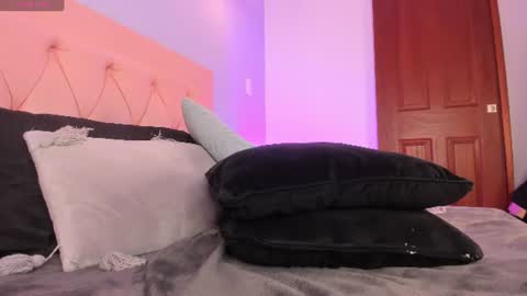 Naomy online show from August 8, 10:43 pm