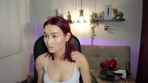 naomy_stanley online show from August 13, 4:59 am