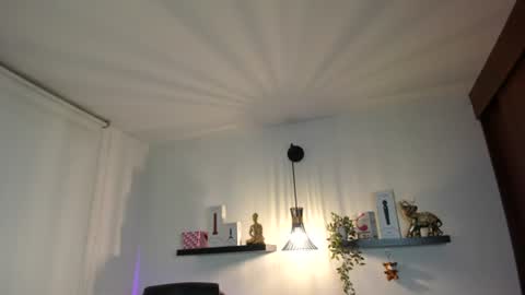 naomy_stanley online show from August 14, 5:55 am