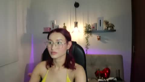 naomy_stanley online show from August 14, 8:07 am