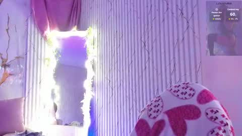 Naomy  online show from August 9, 9:54 am