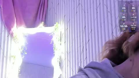 Naomy  online show from August 10, 3:52 am