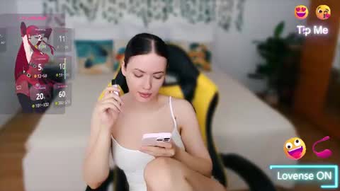 naram00n online show from August 14, 7:01 am