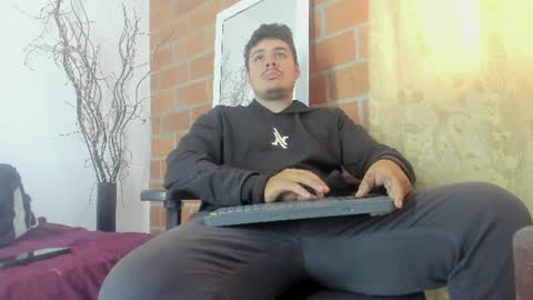 deibyd online show from August 9, 7:59 pm