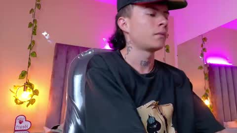 Nascary Fox online show from August 17, 1:49 pm