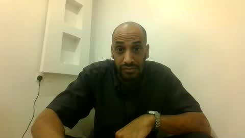 dandons online show from April 4, 4:03 pm