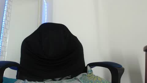 nassh_18 online show from August 4, 11:46 pm