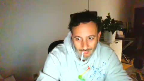 nassobout online show from August 12, 2:47 am