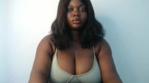 Amanda online show from April 18, 6:50 pm