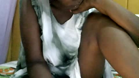 Sweet Ella online show from August 14, 3:32 am