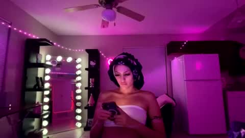 nasttyyynattt online show from June 15, 5:38 am