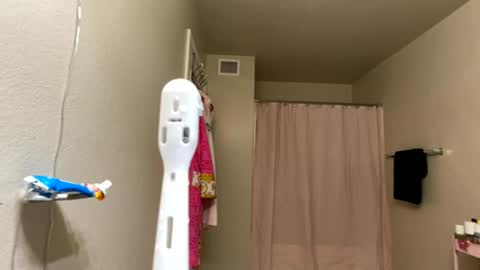 nasttyyynattt online show from June 15, 6:44 am