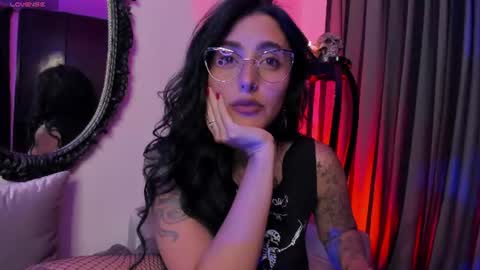 Alice online show from August 12, 7:33 am