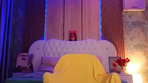 nat_ashax online show from August 13, 8:17 am