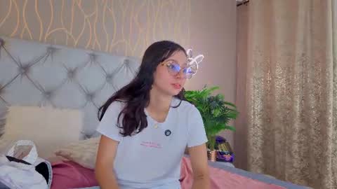 natalia online show from August 5, 8:29 pm