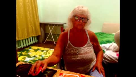 natali online show from August 10, 7:04 pm