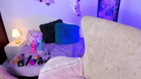 Nataliua Henao online show from August 4, 9:34 pm