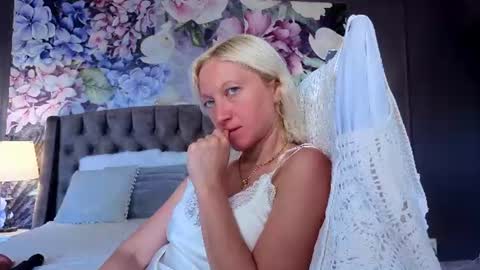 Natalie online show from August 1, 7:36 am