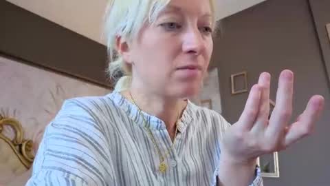 Natalie online show from August 4, 4:53 am