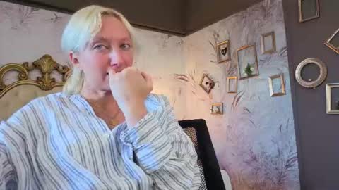 Natalie online show from August 4, 7:05 am
