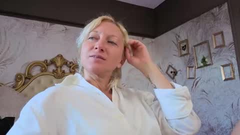 Natalie online show from August 7, 5:29 am
