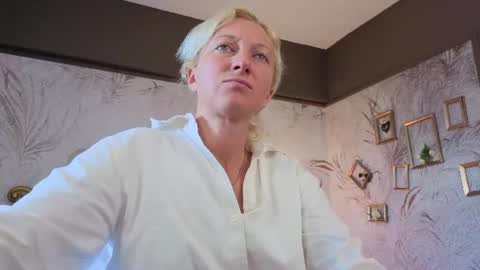 Natalie online show from August 7, 7:41 am