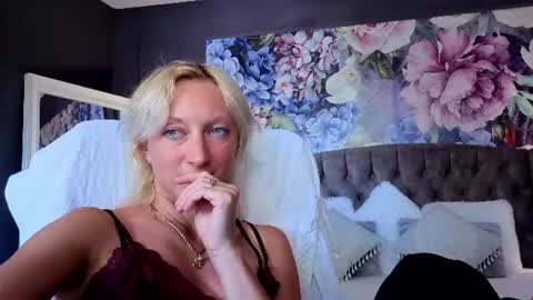 Natalie online show from August 11, 10:06 am