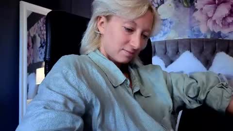 Natalie online show from August 15, 9:02 am