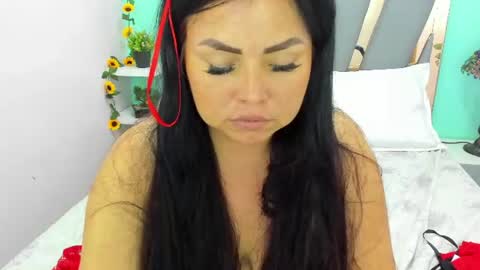 N A T A L Y  online show from August 1, 7:53 pm
