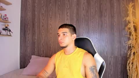 natan_77 online show from May 12, 12:38 pm