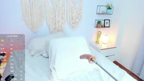 Natasha online show from August 12, 5:37 pm