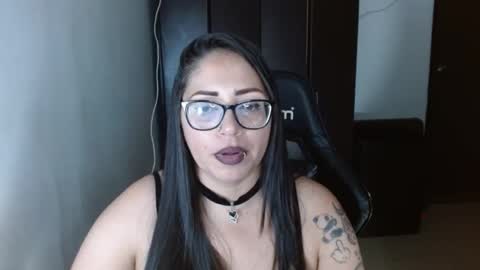 Natasha Smithe  online show from August 7, 3:17 am