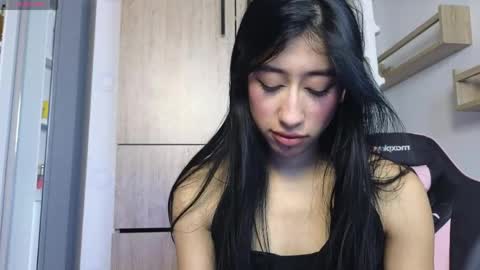 NATHALIA online show from May 11, 6:15 am