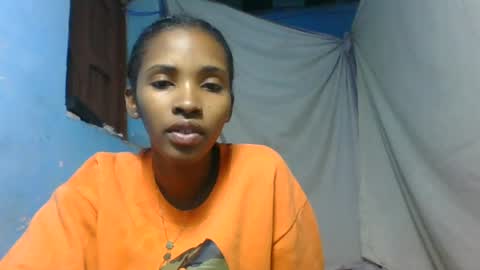 nathalia069 online show from July 2, 10:05 am