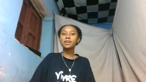 nathalia069 online show from July 3, 5:04 pm