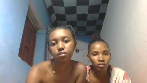nathalia069 online show from July 6, 7:33 am