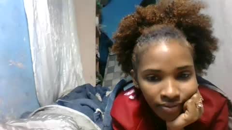 nathalia069 online show from July 10, 12:22 pm