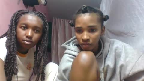 nathalia069 online show from August 2, 2:13 pm