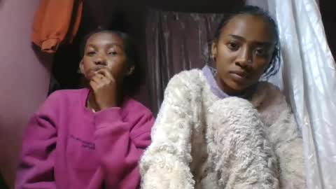 nathalia069 online show from August 7, 8:20 pm