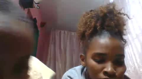 nathalia069 online show from August 9, 8:43 pm