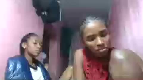 nathalia069 online show from August 14, 12:42 pm