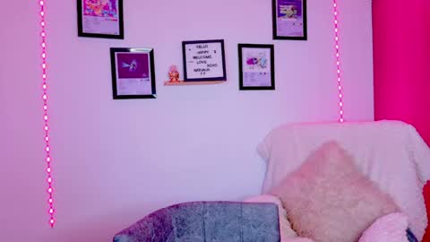 Nathalia Ramirez online show from August 1, 2:06 am