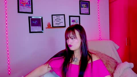 Nathalia Ramirez online show from August 6, 6:01 am