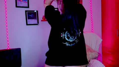 Nathalia Ramirez online show from August 11, 5:09 am