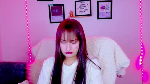 Nathalia Ramirez online show from August 12, 3:53 am