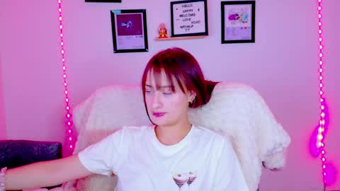 Nathalia Ramirez online show from August 12, 8:27 am