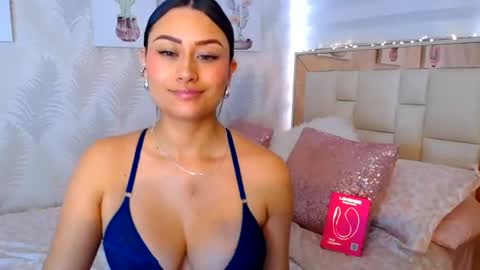 Nathalie Rose online show from August 15, 4:55 pm
